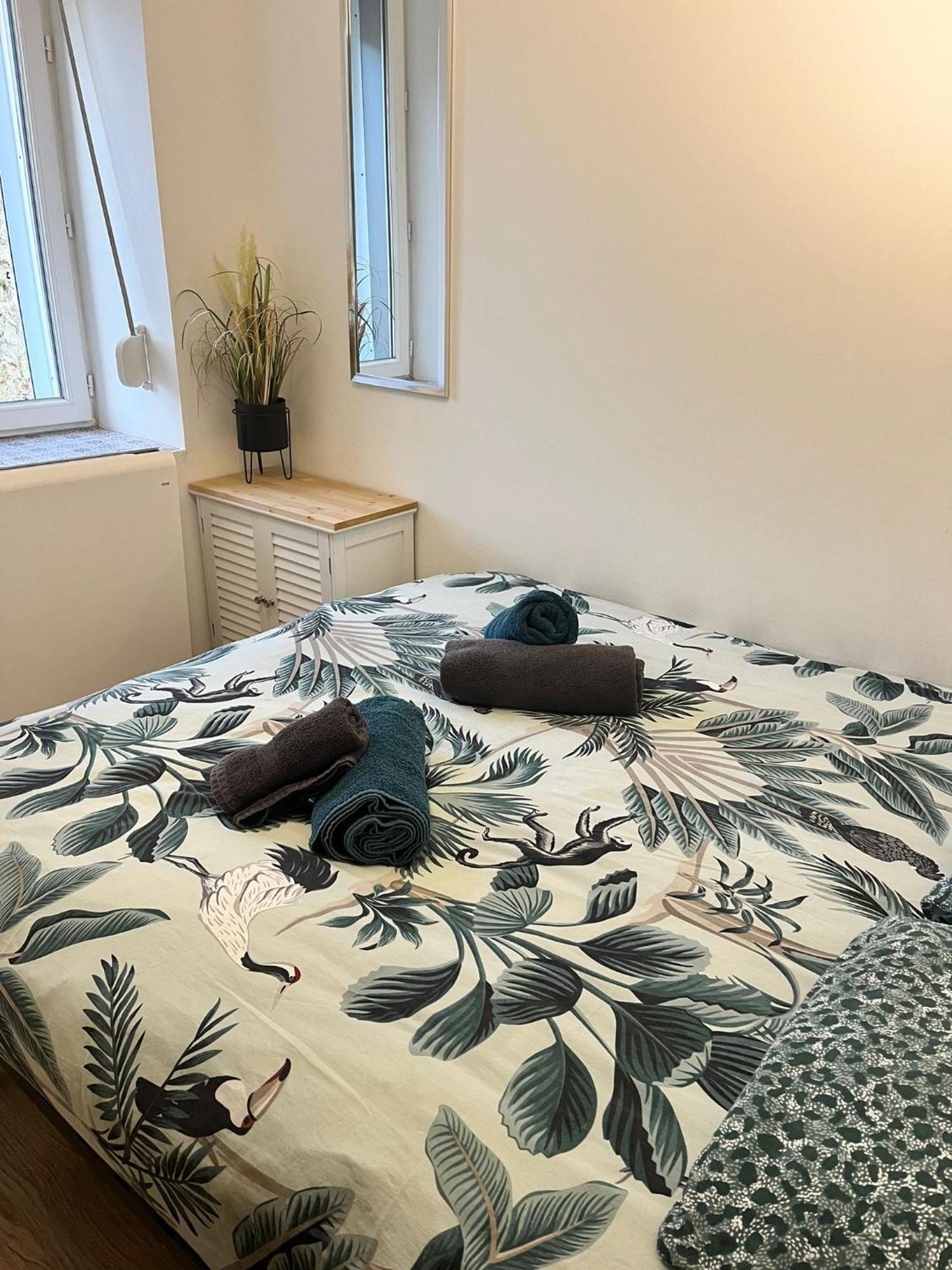 Le Petit Refuge 28m2 2 Personnes Avec Exterieur Appartement *