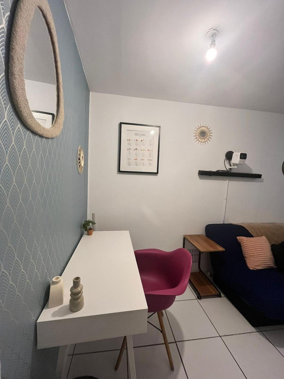 Appartement Le Petit Refuge 28m2 2 Personnes Avec Exterieur Denain